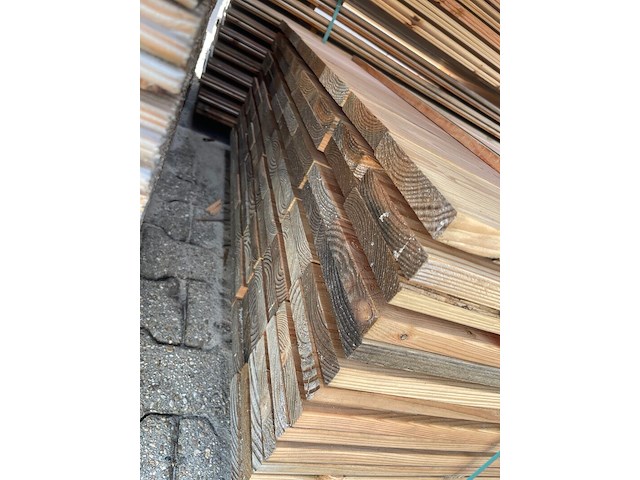 Ca. 104x douglas planken geschaafd, 24x138mm, lengte 400cm - afbeelding 3 van  3