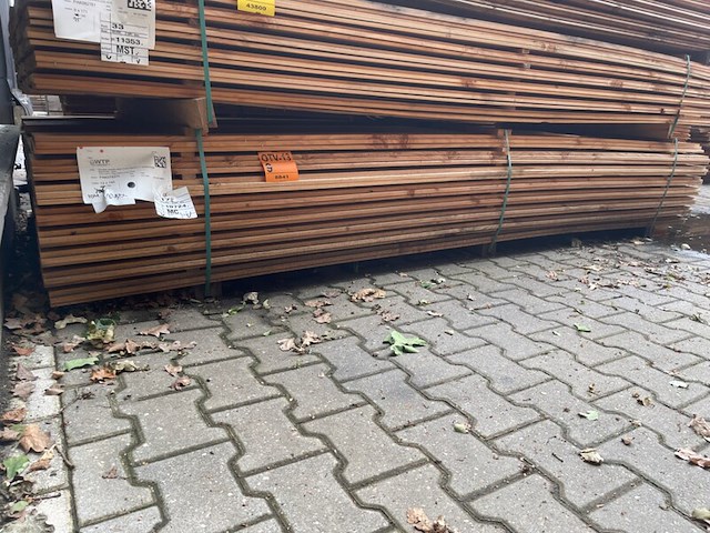 Ca. 104x douglas zweeds rabat, 26x160mm, lengte 300cm - afbeelding 4 van  4