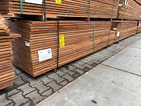 Ca. 104x guyana teak beschoeiingsplanken, 20x100mm, lengte 250cm - afbeelding 4 van  4
