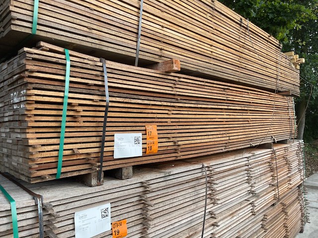 Ca. 104x guyana teak beschoeiingsplanken, 20x100mm, lengte 400cm - afbeelding 4 van  4