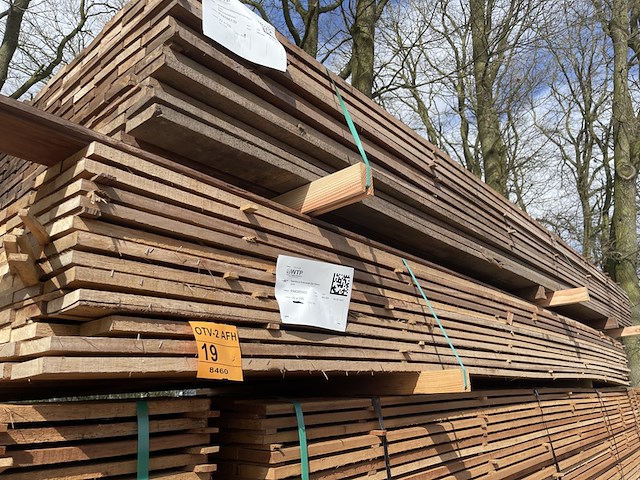 Ca. 104x guyana teak beschoeiingsplanken, 20x100mm, lengte 450cm - afbeelding 4 van  4