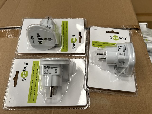 Ca. 1050x wereldstekker, reisadapter world-universal to cee 7/7, goobay - afbeelding 1 van  6