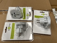 Ca. 1050x wereldstekker, reisadapter world-universal to cee 7/7, goobay - afbeelding 1 van  6