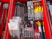 Ca. 105x diverse boren met ca. 15x adapter o.a. bahco, bosch