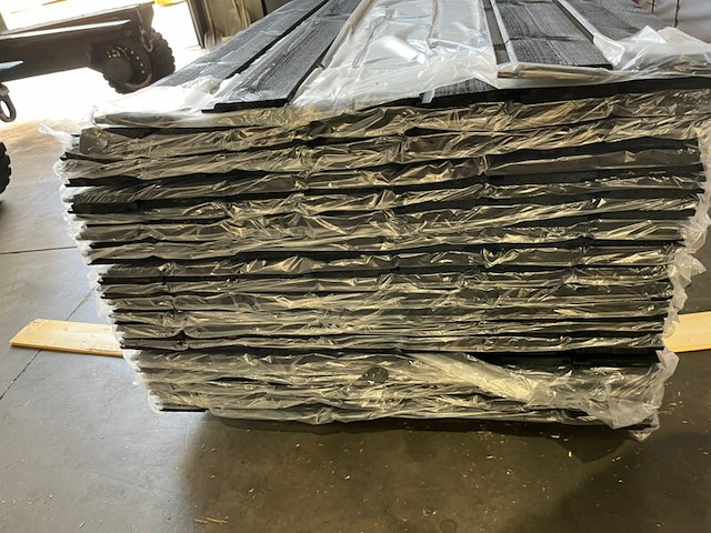 Ca. 105x grenen channelsiding zwart gecoat, 18x140mm, lengte 420cm - afbeelding 3 van  3