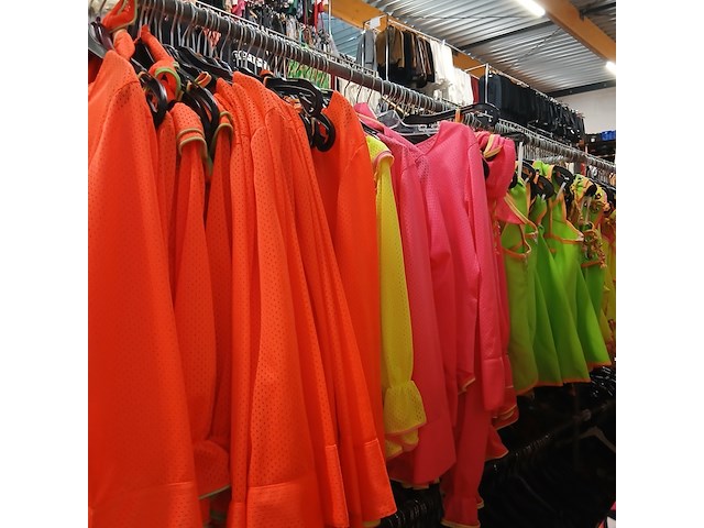 Ca. 107x carnaval feestkleding neon - afbeelding 1 van  6