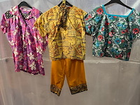 Ca. 107x kind, piraat, cowboy, lederhozen en hawaï - afbeelding 3 van  5