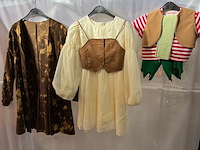 Ca. 107x kind, piraat, cowboy, lederhozen en hawaï - afbeelding 5 van  5