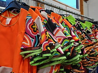 Ca. 109x feestkleding neon - afbeelding 1 van  3