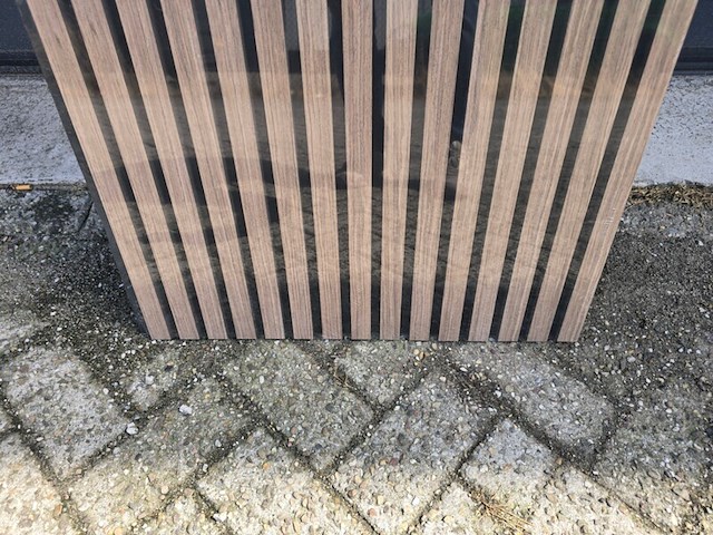 Ca. 10x akoestische wandpanelen uni, 22 mm extra geïsoleerd, walnoot - afbeelding 8 van  10