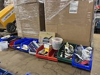 Ca. 10x assortimentsbak met diverse bouwmaterialen - afbeelding 4 van  11