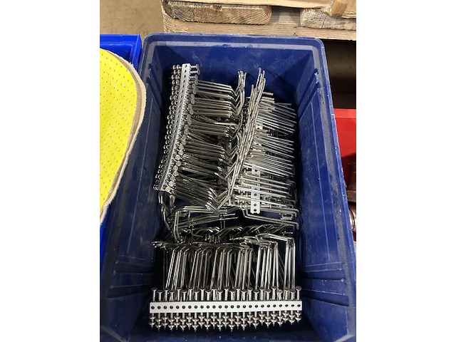 Ca. 10x assortimentsbak met diverse bouwmaterialen - afbeelding 8 van  11