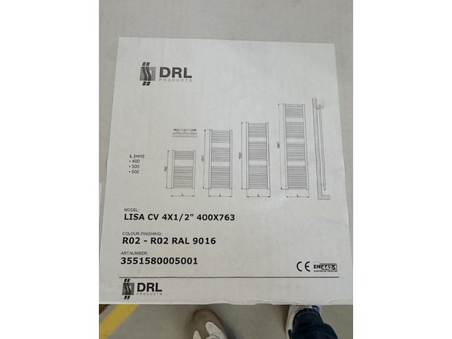 Ca. 10x badkamerradiator, drl products, lisa, ral 9016 - afbeelding 2 van  4