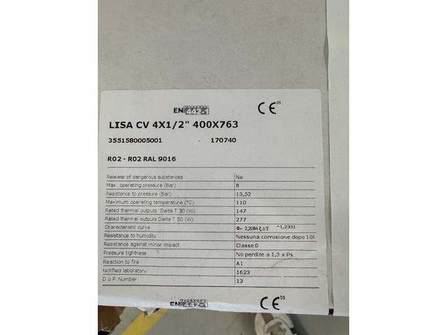 Ca. 10x badkamerradiator, drl products, lisa, ral 9016 - afbeelding 3 van  4