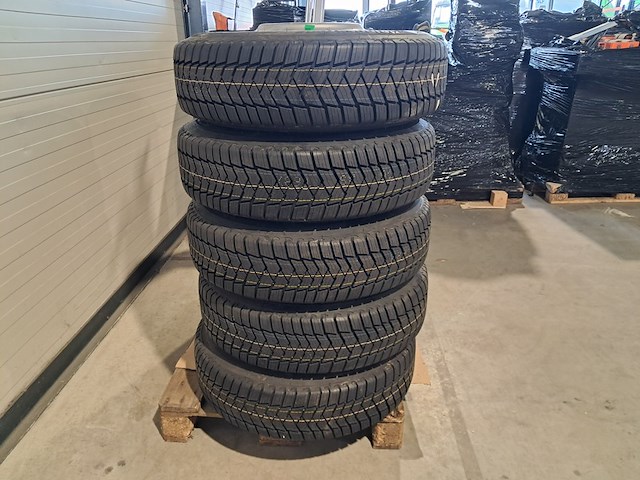 C.a. 10x banden, bridgestone - afbeelding 2 van  8