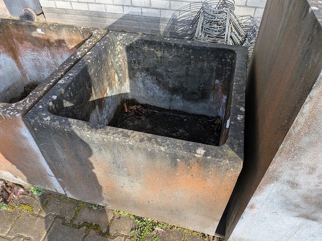 Ca. 10x betonnen plantenbak - afbeelding 14 van  15
