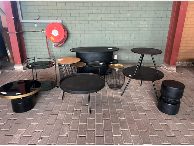 Ca. 10x diverse merk salontafels , o.a. dutchbone, zuiver en byfonq - afbeelding 1 van  4
