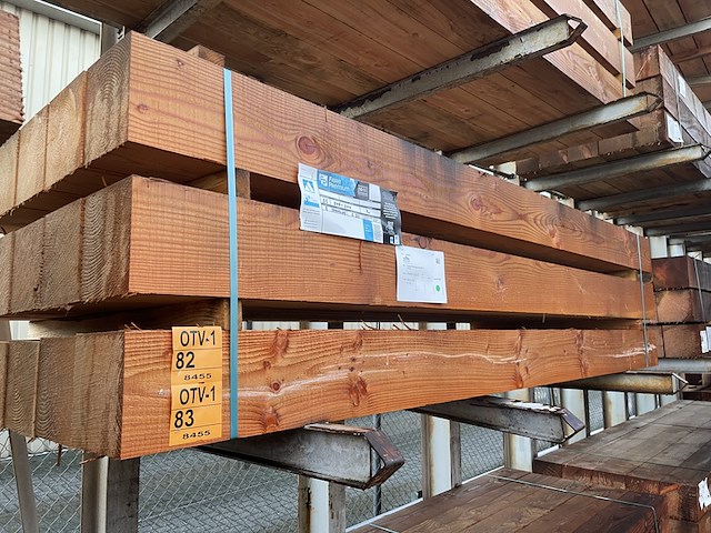 Ca. 10x douglas balken fijnbezaagd, 200x200mm, lengte 300cm - afbeelding 4 van  4