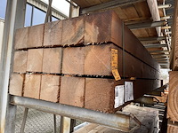 Ca. 10x douglas balken fijnbezaagd, 200x200mm, lengte 400cm - afbeelding 4 van  4