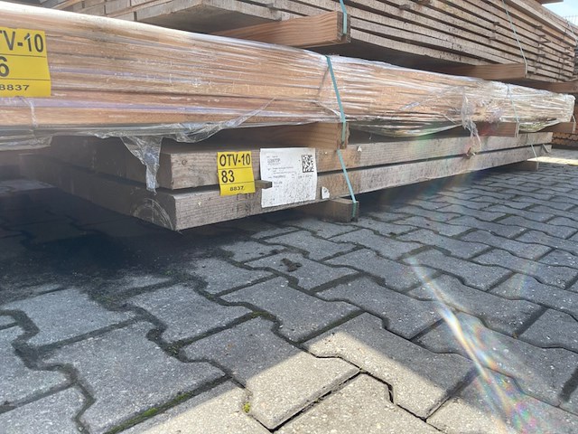 Ca. 10x douglas balken fijnbezaagd, 75x200mm, lengte 300cm - afbeelding 4 van  4