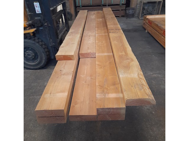 Ca. 10x douglas regel, 7,5 x 22,5 x 300 cm en 7,5 x 22,5 x 400 cm - afbeelding 2 van  6