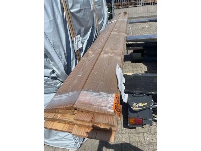 Ca. 10x douglas zweeds rabat, 21x190mm, lengte 400cm - afbeelding 1 van  3