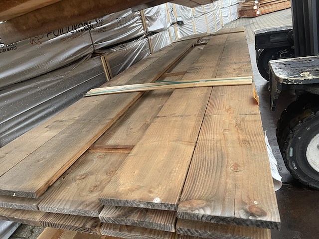 Ca. 10x douglas zweeds rabat, 21x190mm, lengte 500cm - afbeelding 1 van  3