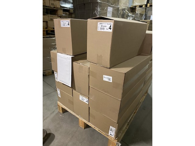 Ca. 10x dozen a ca. 50 stuks verzendenveloppen, wit - afbeelding 1 van  3