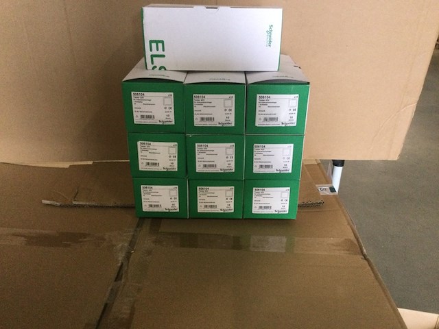 Ca. 10x dozen van 10 stuks push button, 506104, wit - afbeelding 2 van  3