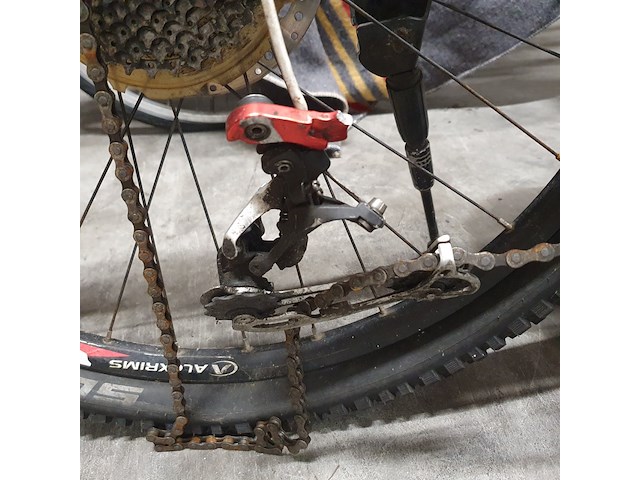 Ca. 10x fiets voor reparatie en/of onderdelen - afbeelding 36 van  92