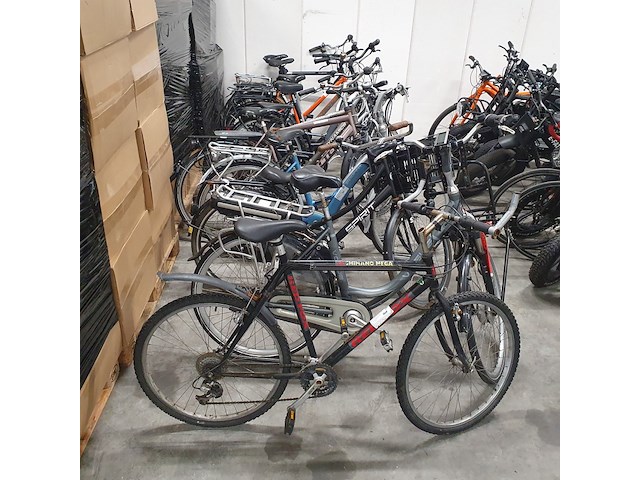 Ca. 10x fiets voor reparatie en/of onderdelen - afbeelding 91 van  92