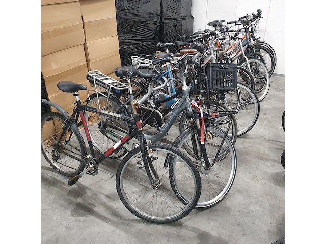 Ca. 10x fiets voor reparatie en/of onderdelen - afbeelding 92 van  92