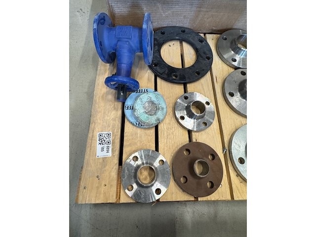 Ca. 10x flens en 1x afsluiter - afbeelding 3 van  3