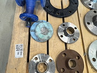 Ca. 10x flens en 1x afsluiter - afbeelding 3 van  3