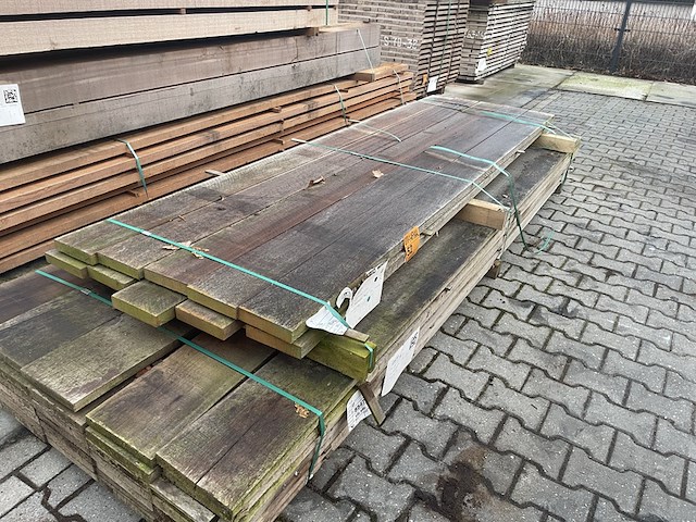 Ca. 10x guyana teak planken fijnbezaagd, 33x158mm, lengte 275cm - afbeelding 2 van  3