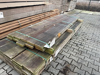 Ca. 10x guyana teak planken fijnbezaagd, 33x158mm, lengte 275cm - afbeelding 2 van  3