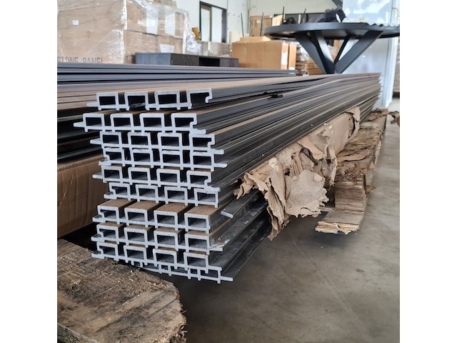 Ca. 10x hkc wandpaneel 290x22 cm, 2026 - afbeelding 3 van  5