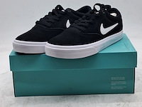 Ca. 10x paar schoenen, nike, o.a. runallday 2 cd0223-009 - afbeelding 1 van  14