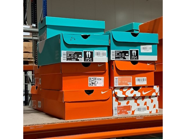 Ca. 10x paar schoenen, nike, o.a. sb alleyoop cj0882-102 - afbeelding 7 van  16