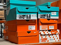 Ca. 10x paar schoenen, nike, o.a. sb alleyoop cj0882-102 - afbeelding 7 van  16