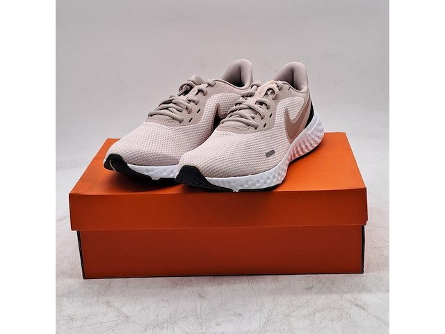 Ca. 10x paar schoenen, nike, o.a. wms downshifter 9 aq7486-002 - afbeelding 1 van  14
