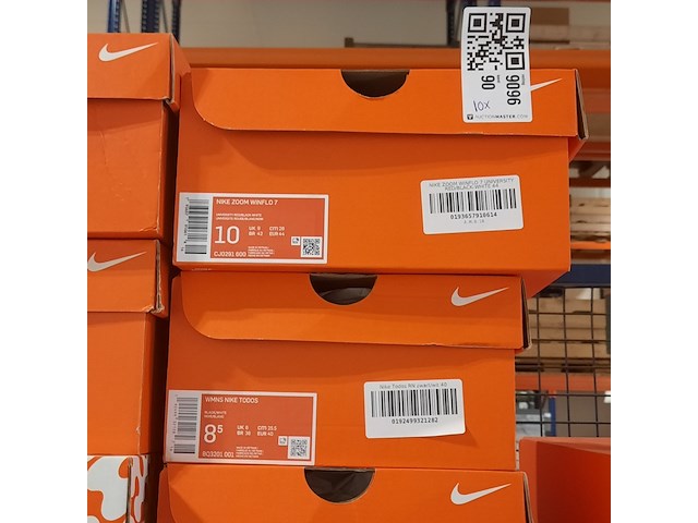 Ca. 10x paar schoenen, nike, o.a. zoom winflo 7 - afbeelding 2 van  14