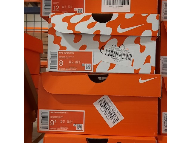 Ca. 10x paar schoenen, nike, o.a. zoom winflo 7 - afbeelding 3 van  14