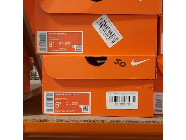 Ca. 10x paar schoenen, nike, o.a. zoom winflo 7 - afbeelding 4 van  14