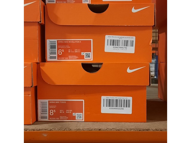 Ca. 10x paar schoenen, nike, o.a. zoom winflo 7 - afbeelding 5 van  14