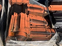 Ca. 10x pallets dakpannen, koramic, bruin/zwart - afbeelding 3 van  13