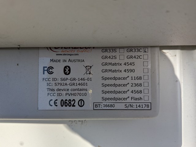 Ca. 10x snelheidsbord, sierzega, gr33c, incl. batterijen en zonnepanelen - afbeelding 7 van  17