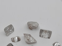 Ca. 10x splijtstuk van diamantkristallen (totaal 2,4 krt) - afbeelding 3 van  4