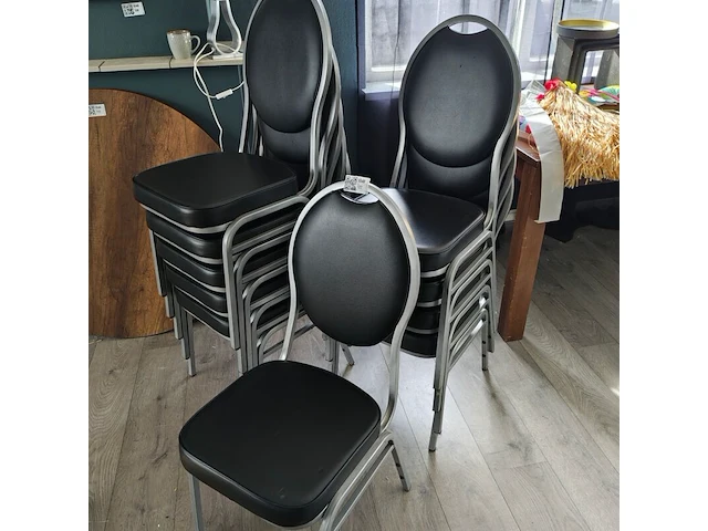 Ca. 10x stoelen, stock chair, zwart - afbeelding 1 van  2