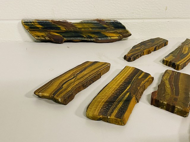 Ca. 10x tijgeroog / valkenoog gepolijst - afbeelding 3 van  7